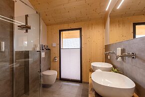 Attractive Holiday Home With Pool