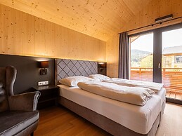 Attractive Holiday Home With Pool