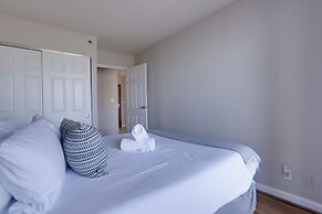 Cozy Pentagon City Retreat