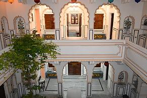 Raghunath Haveli - A Heritage Homestay