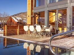 Panorama Holiday Home With Sauna and Pool
