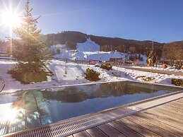 Panorama Holiday Home With Sauna and Pool