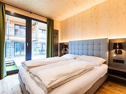 Appealing Apartment With Pool