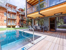 Appealing Apartment With Pool