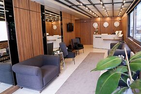 Joyful Hotel By Gnl