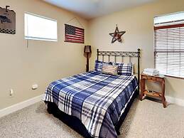 Bluebeary Retreat by Taylor Made Deep Creek