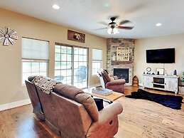 Bluebeary Retreat by Taylor Made Deep Creek