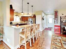 Bluebeary Retreat by Taylor Made Deep Creek