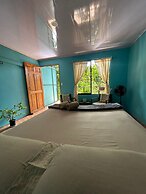 Pacific Breeze Lodge