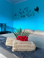 Pacific Breeze Lodge