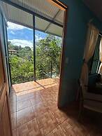 Pacific Breeze Lodge