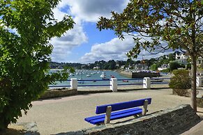 Breton House in Locquirec, Near Beach