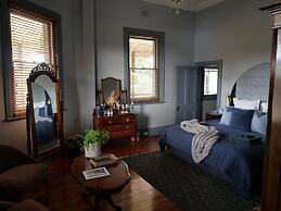 The Rabbit Hole Inn at Harvest Home