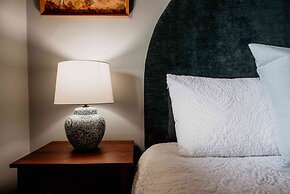 The Rabbit Hole Inn at Harvest Home