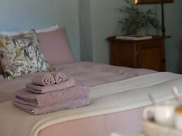 The Rabbit Hole Inn at Harvest Home