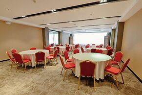 Sotogrande Hotel and Convention Center Batangas