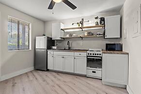 Modern Studio Apartment in Huntsville