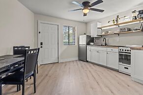 Modern Studio Apartment in Huntsville