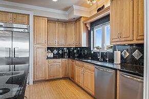 Crystal Beach Villa 5 Bedroom Home