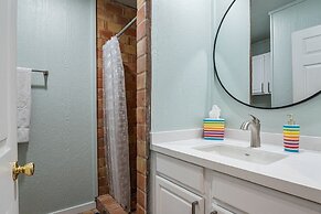 Crystal Beach Villa 5 Bedroom Home