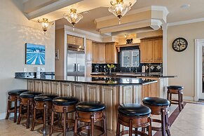 Crystal Beach Villa 5 Bedroom Home