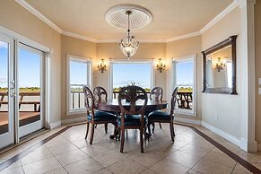 Crystal Beach Villa 5 Bedroom Home