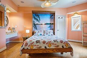 Crystal Beach Villa 5 Bedroom Home