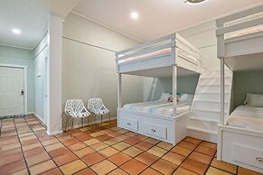 Crystal Beach Villa 5 Bedroom Home