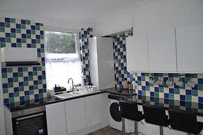 Modern Home Close to City Centre