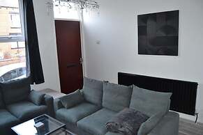 Modern Home Close to City Centre