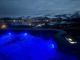 The Loft - With a Stunning View