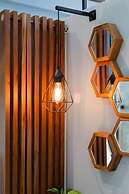 Leaf Boutique Condos