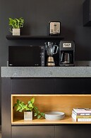 Leaf Boutique Condos