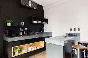 Leaf Boutique Condos