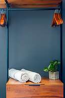 Leaf Boutique Condos