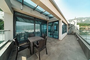 Budva Gate Penthouse