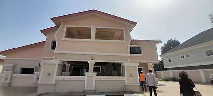 Mayo Premium Inn