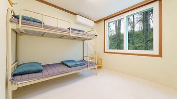 Gangneung Funny Group Pension