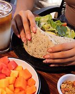 COMALITAS HOTEL Y CAFE