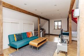 Redwood Retreat - From 110 Per Night