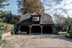 Redwood Retreat - From 110 Per Night