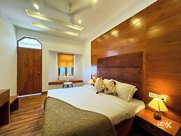 Hotel Wraveler Inn Mussorrie