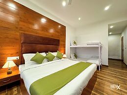 Hotel Wraveler Inn Mussorrie