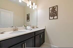 Amazing 5bdr House w Pool -4857