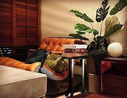 Bluesky Avalon Saigon Center Luxury