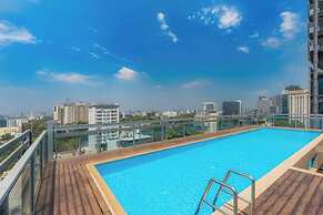 Bluesky Avalon Saigon Center Luxury