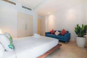 Bluesky Avalon Saigon Center Luxury