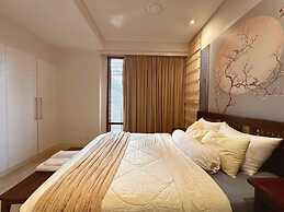 Bluesky Avalon Saigon Center Luxury