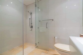 Bluesky Avalon Saigon Center Luxury