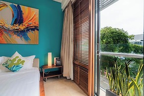 Bluesky Avalon Saigon Center Luxury